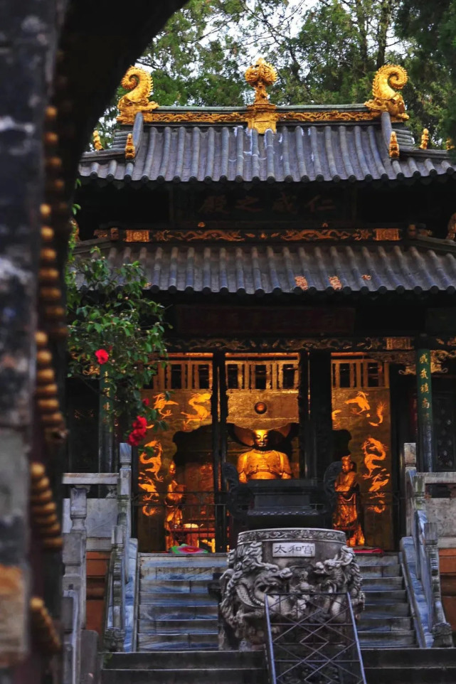 云南国保全辑 去过n次依然惊艳 169个小众目的地打开别样云南 云南 国保 石寨山古墓群 洱海 少数民族 岩画