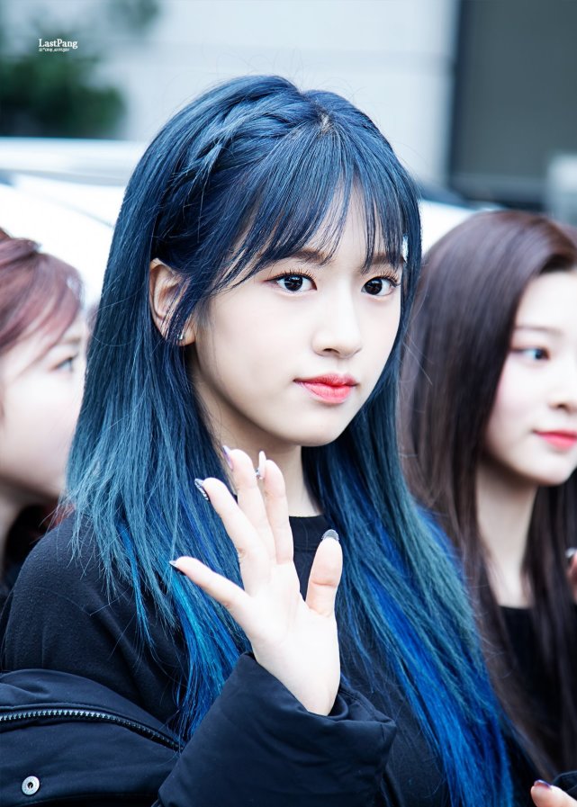 韩娱女爱豆们染发尾造型