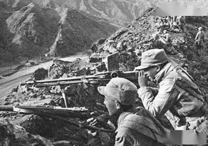 神头岭伏击战日军从未见过的武器长长刀刃刺到身上便倒在地上