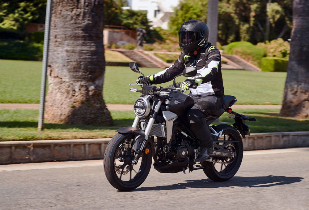 有人说香有人说凉42万的本田cb300r值不值得买