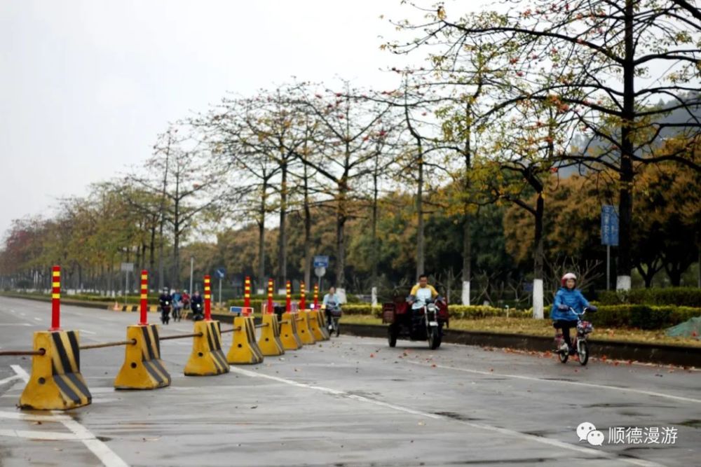 德胜西路红岗路口封闭