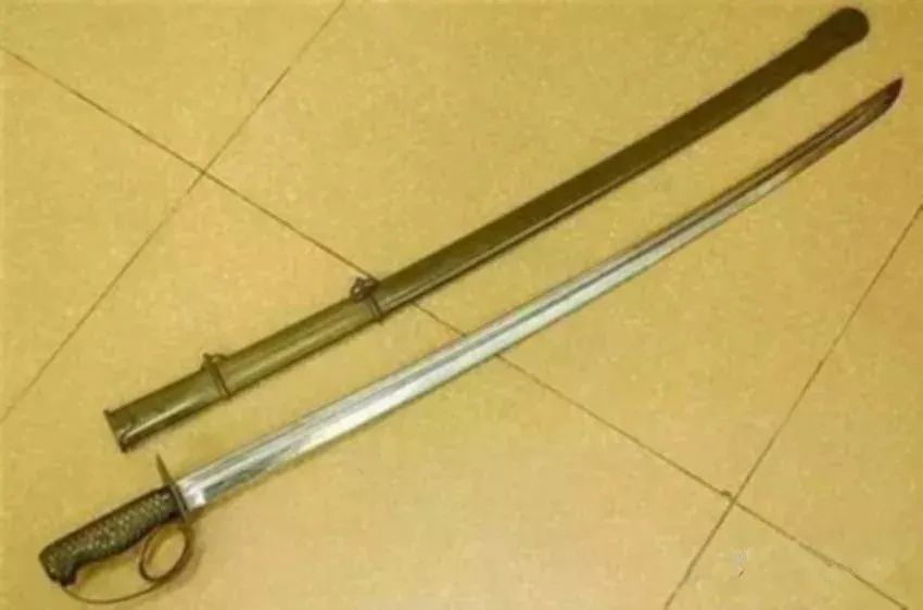 中国最后一种制式骑兵军刀中国65式骑兵刀