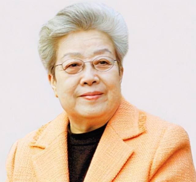 中国铁娘子吴仪一生未婚却不是独身主义者69岁裸辞高位