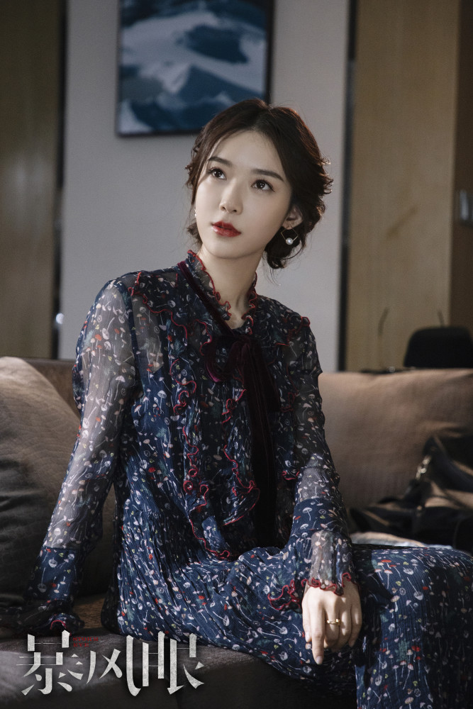 宁心《暴风眼》上线热播 化身美艳特工演绎都市谍战