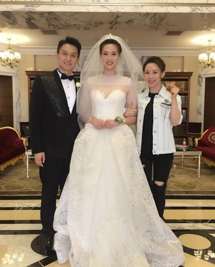 女排1米91奥运冠军怀孕郎平又一爱徒要当妈老公是北大学霸