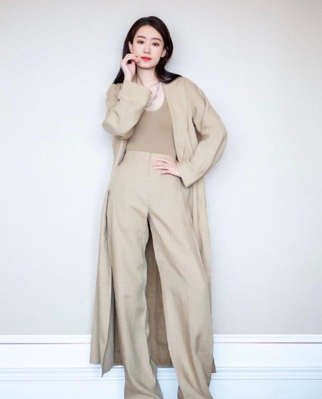 你好李焕英破44亿张小斐粉丝开始搞事了