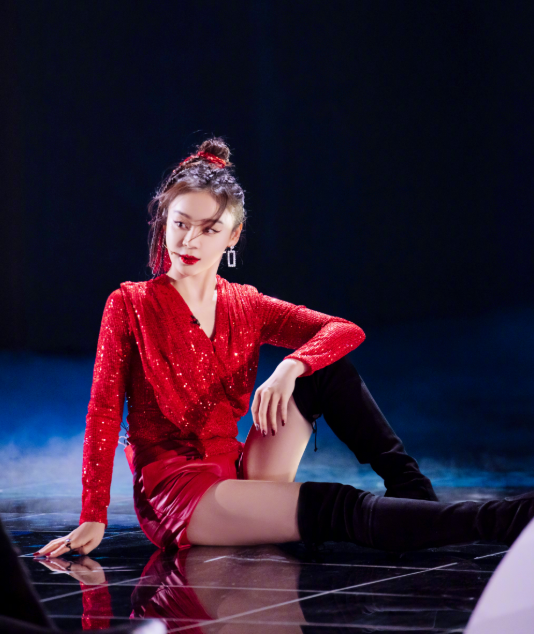 有意将杨幂袁姗姗焦俊艳张小斐逐梦演艺圈故事拍成女性群像作品