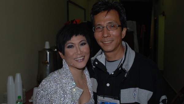 65岁香港著名女歌手陈洁灵罕见受访丧偶11年努力完成丈夫遗愿