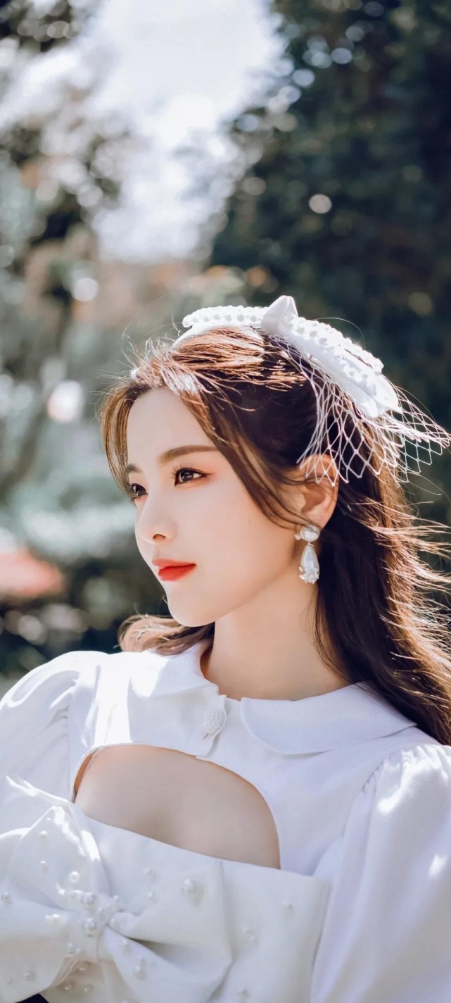 杨超越壁纸 腾讯网