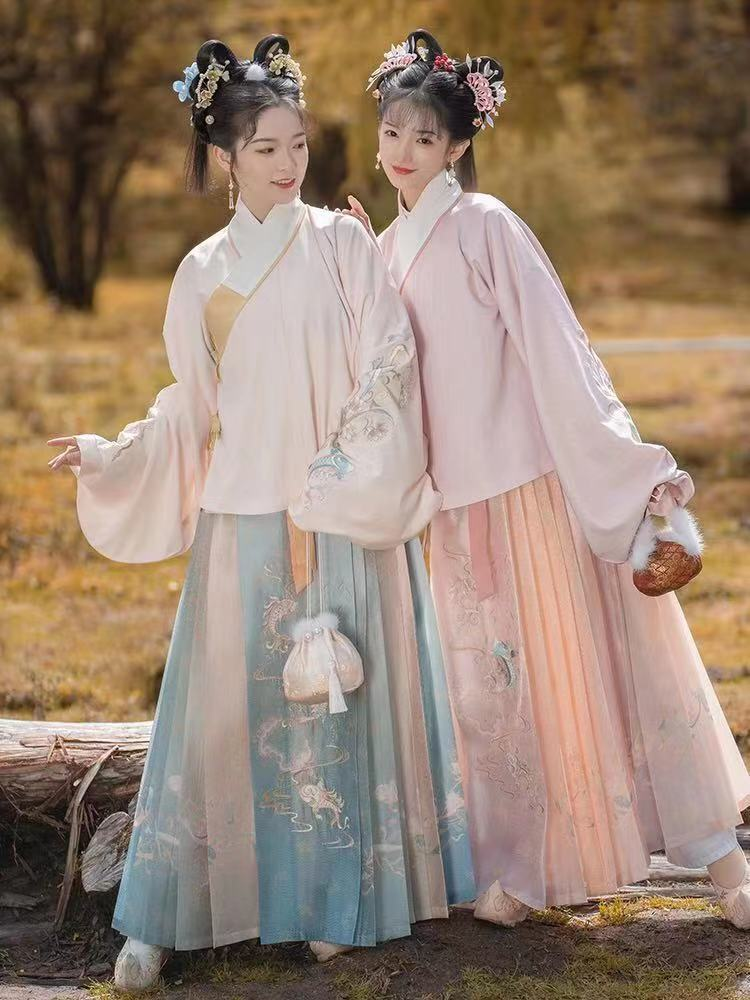 同样是穿粉色汉服为何别人甜美又撩人而你却土气又显low