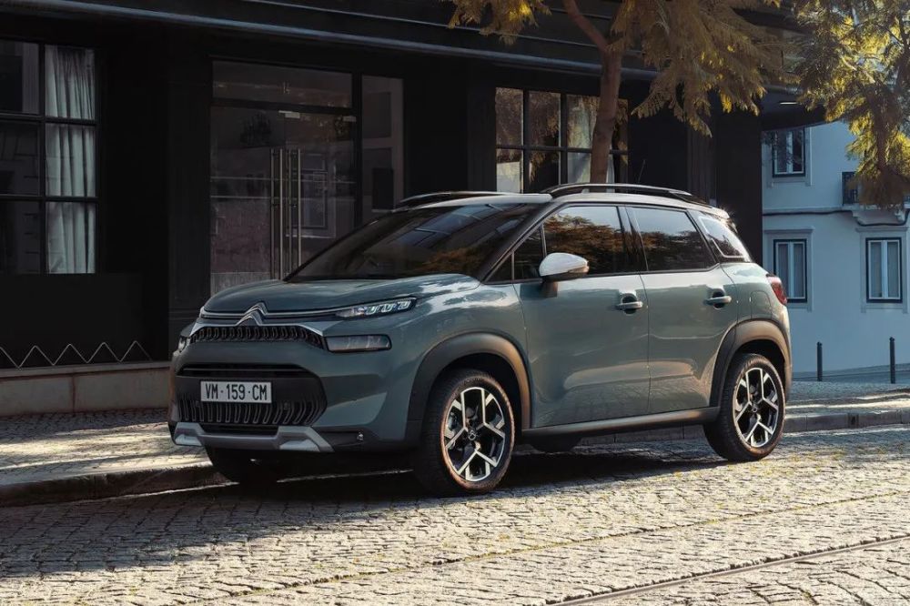 前脸凶又狠 尾部萌又甜 这台小车很有意思 腾讯新闻