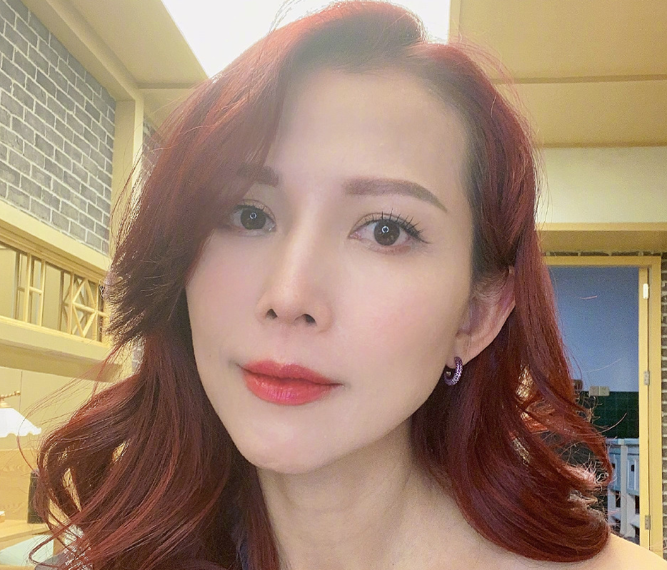 姐姐妹妹的武馆开录,相声新秀与过气女