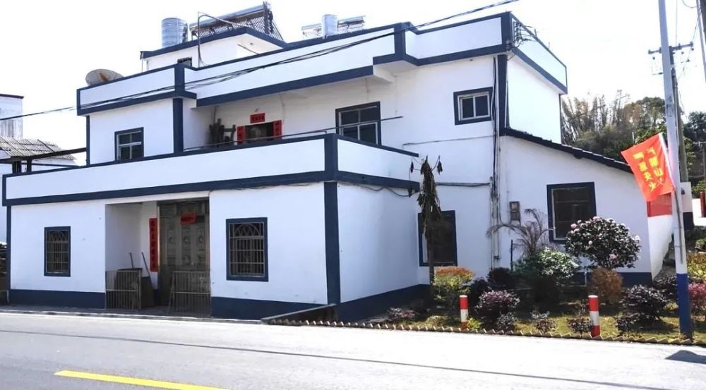 沥青路面铺到家门口河源这个村变得太美啦