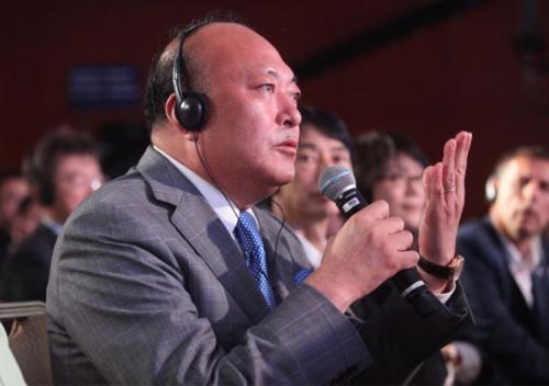 卖豆制品赚来280亿,花10亿打造豪华庄园,比华彬庄园还要气派