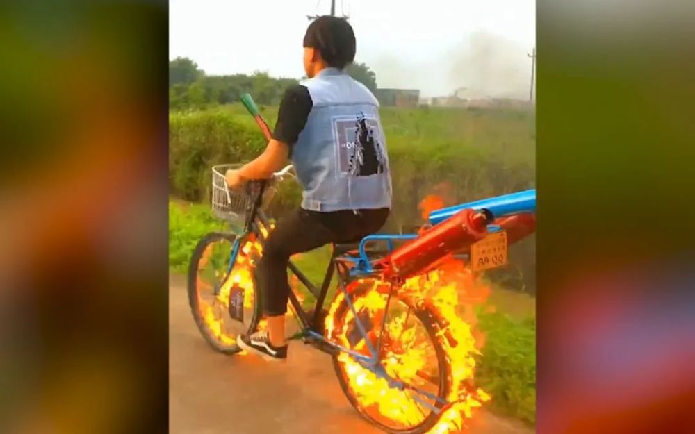 骑上鬼火少年的车你也能和他们一样洒脱