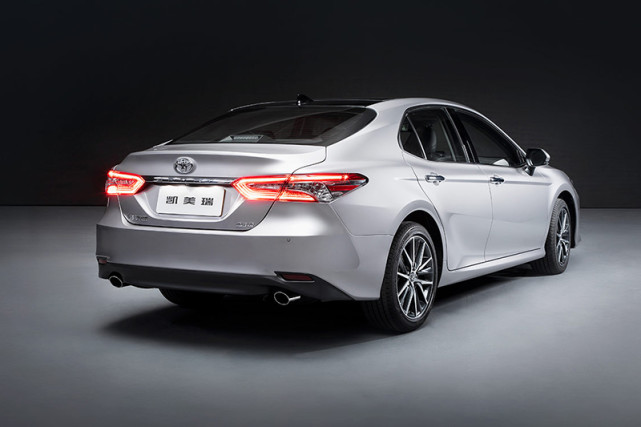 提供双版本车型换装全液晶仪表2021款广汽丰田凯美瑞上市售1798万元起