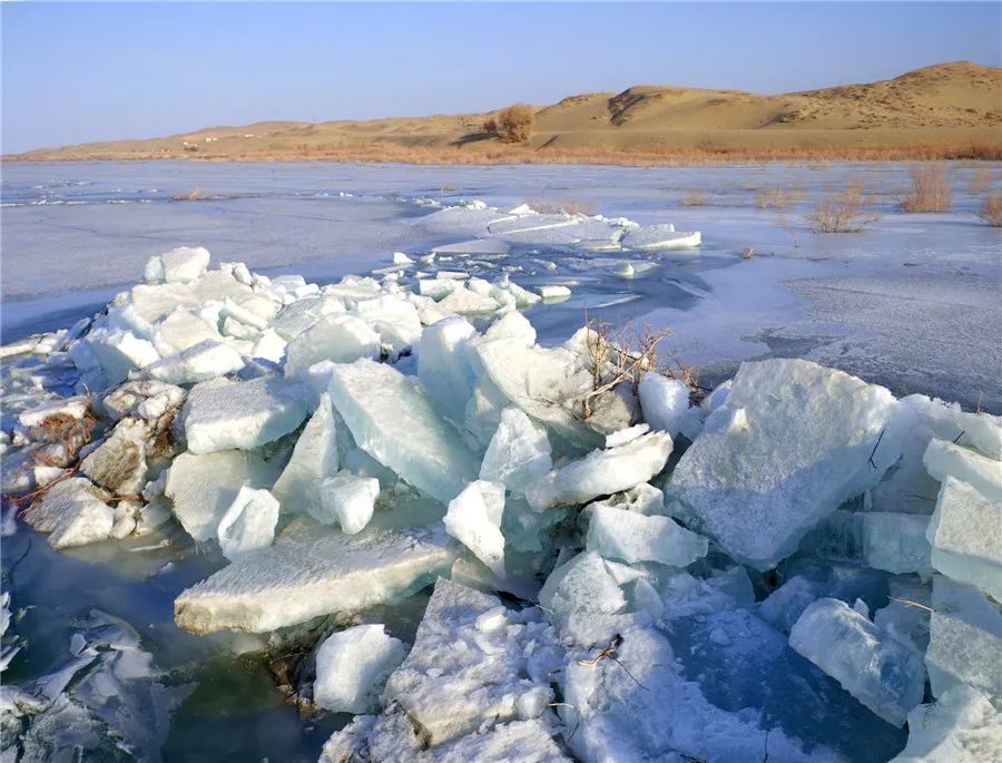 博斯腾湖冰雪节图片图片