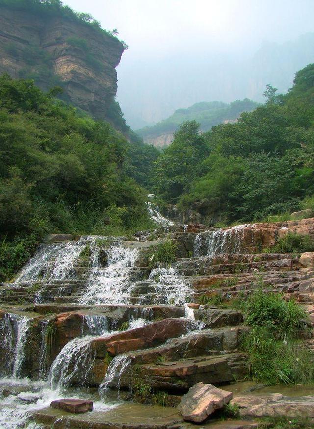河南最美的两大瀑布群不是最知名的却最受欢迎是自然风景区