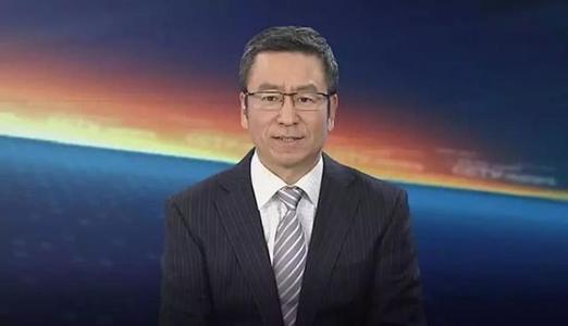 放弃月入2000万选央视敢指着台长鼻子骂白岩松身后背景有多牛