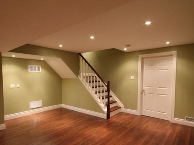 朋友买一楼白得地下室,3个月爆改装修,看过的邻居都说赚大了