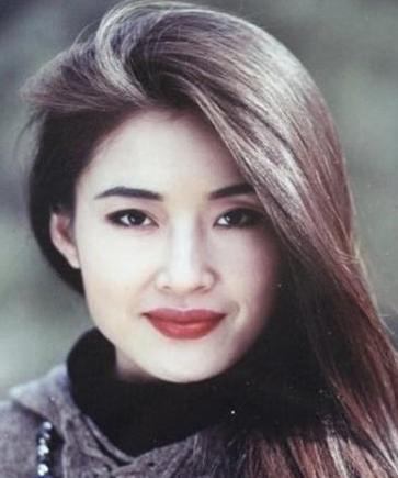 成就的"女神"盖丽丽:非议之后回归生活,53岁气质胜过许晴_腾讯新闻