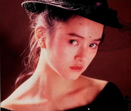 玉女叶蕴仪:为当公主嫁入豪门,婚后惨遭抛弃,摇身一变成女王