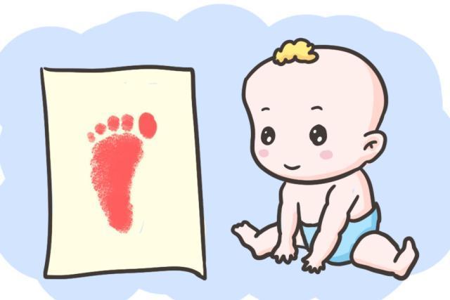生娃后,想发朋友圈晒脚印,却被告知没有,知道原因后,悔不当初