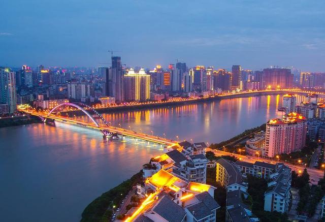四川第二大城市面积达江苏15称中国科技城距成都1百公里