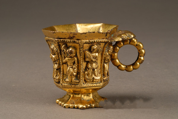 看见文物|唐朝文物——伎乐纹八棱金杯|唐朝|伎乐|陕西历史博物馆