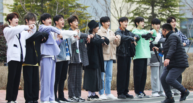 r1se解散团综开录名字及选址意义曝光又是被龙丹妮虐哭的一天