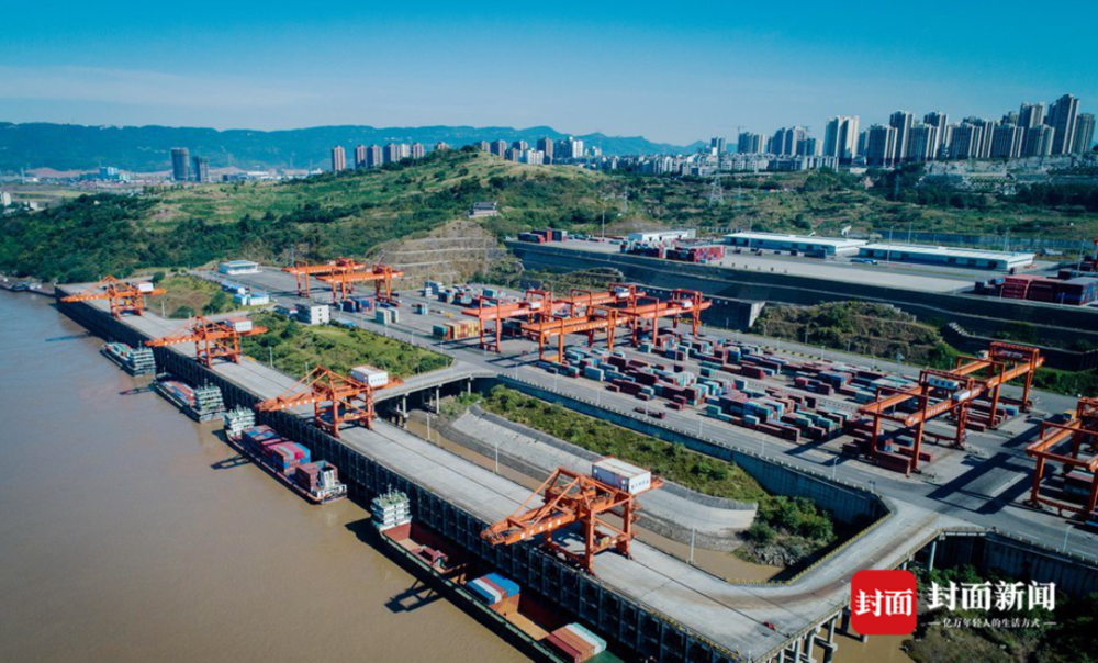 川渝合作又添新成果6方出资共建万州新田港打造东向出海门户