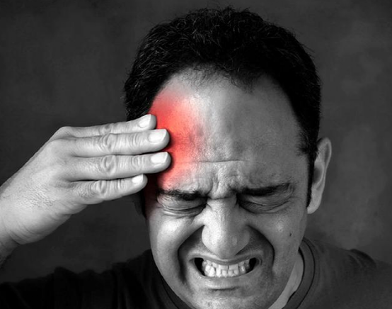 脑梗|40岁男子突发脑梗，医生指出：2种早餐吃一次，相当于喝一桶油