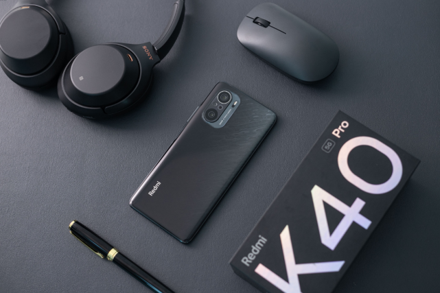 k40pro评测2799打下直屏巅峰让iqoo7怎么活