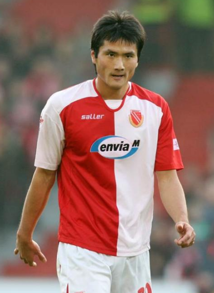 金左脚邵佳一,来自中国的任意球大师_腾讯新闻