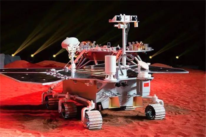 好奇号火星探测器|NASA好奇号着陆火星工作8年仍正常，天问一号能不能做到？