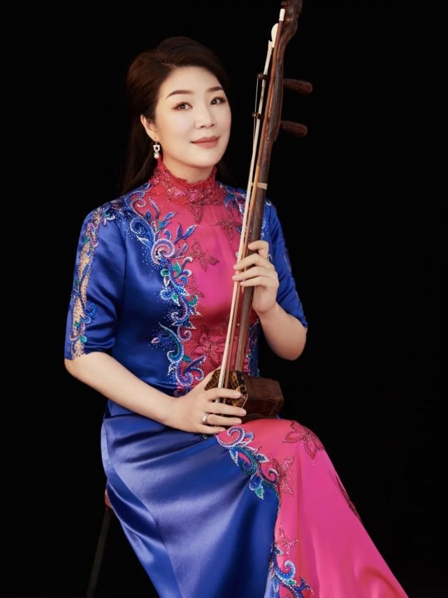 著名胡琴表演艺术家,教育家:宋飞著名笛,箫,埙演奏家:张维良打击乐