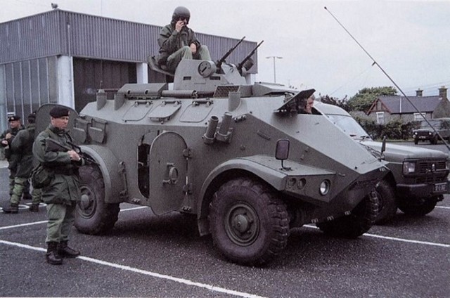 法国潘哈德m3装甲车别看我不帅可我的销量相当好