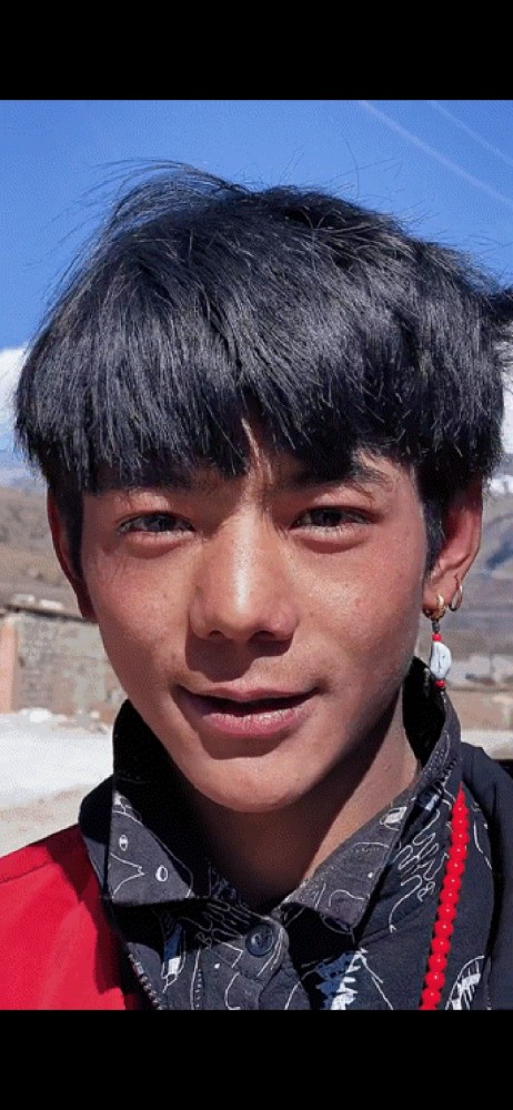 丁真凉了某记者暗访丁真家乡竟发现这样的事