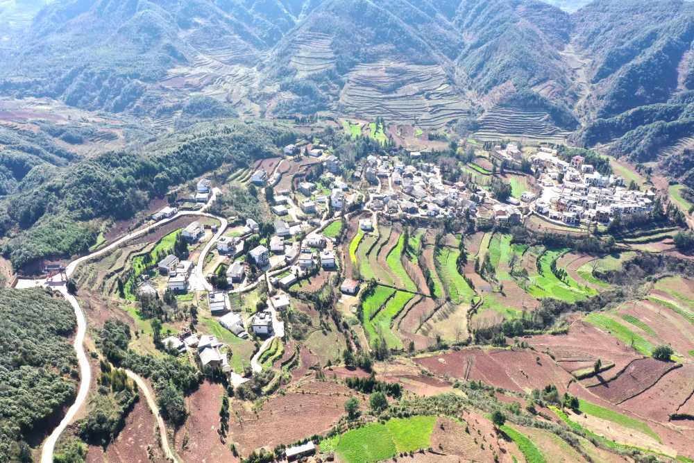 富源彝村唱响幸福山歌