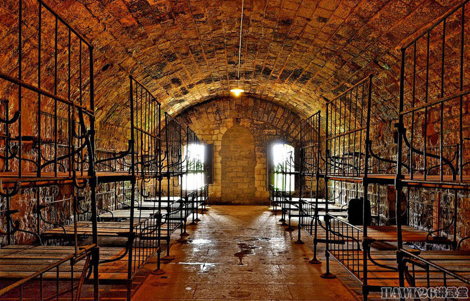 德军很快发现杜安堡垒在凡尔登要塞的防御体系中的重要性,由于堡垒