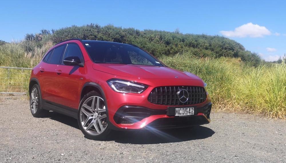 2021款奔驰amg gla 35:不再是加高的低端a级_腾讯新闻