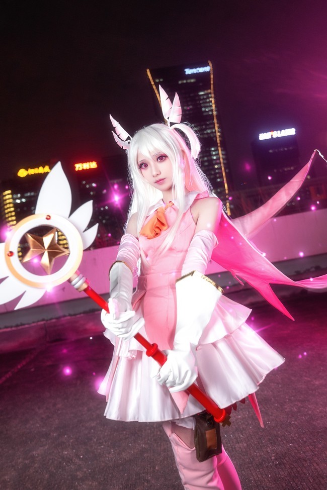 魔法少女cos伊莉雅