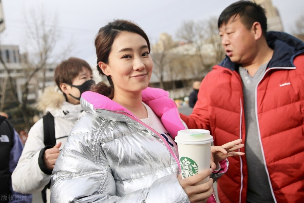 贾玲大碗娱乐为续约竟然这样做_腾讯新闻