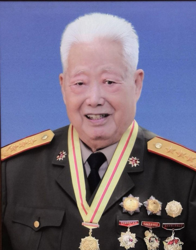 山东籍上将群像有43人占全部上将将近14仅有两城市无上将