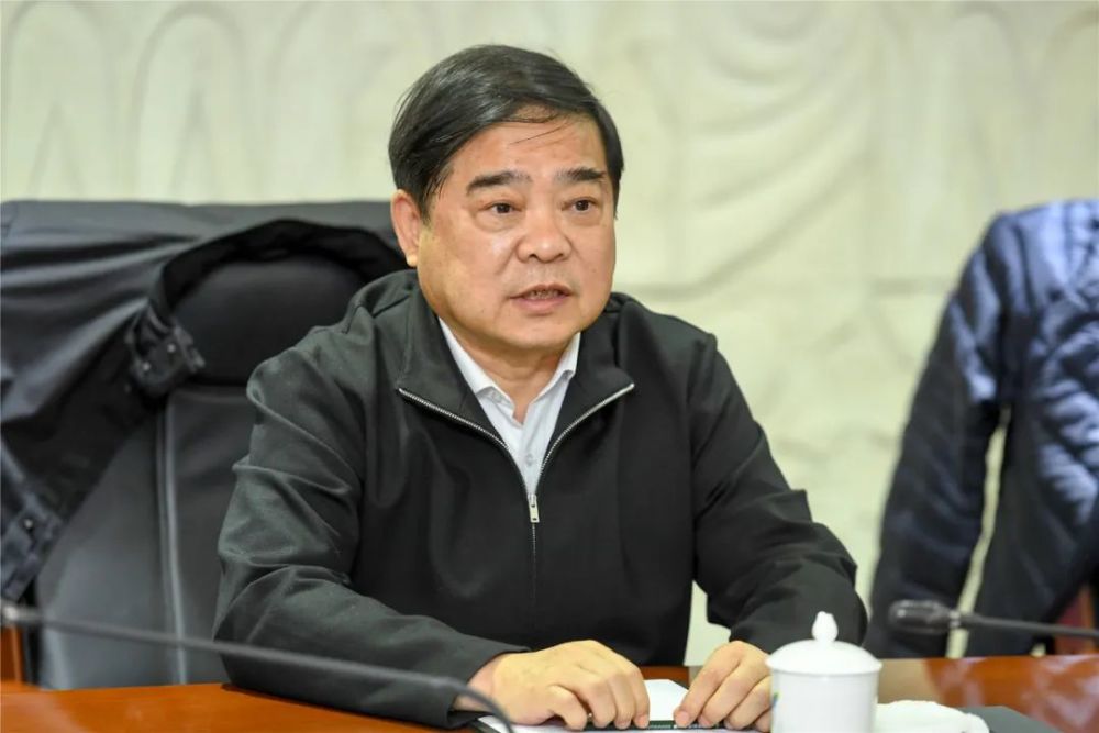 夏新谢元与华力控股集团董事长丁明山等一行座谈_腾讯新闻