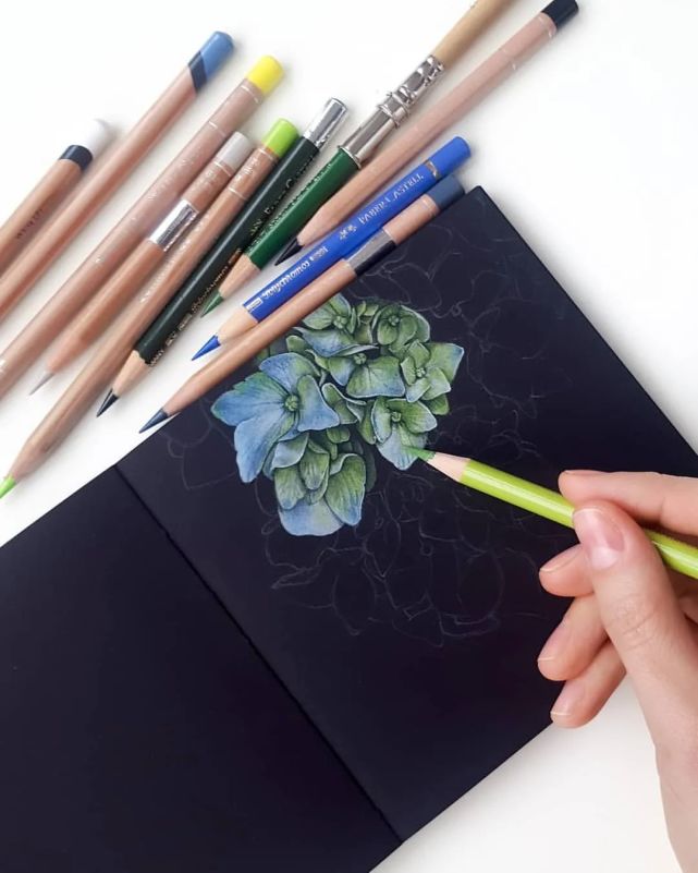 在黑纸上作画原来也这么好看,喜欢的同学们赶紧试试