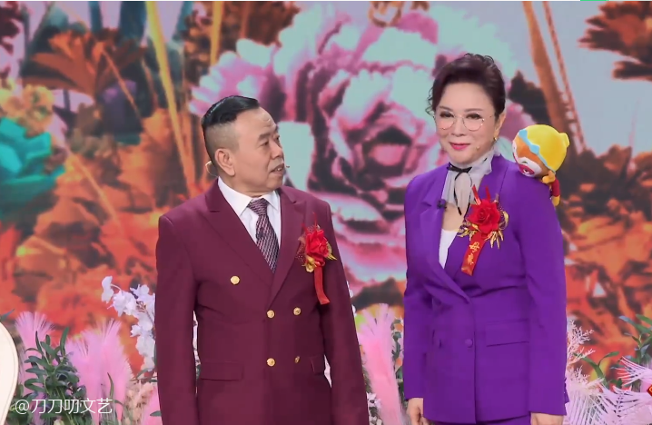 观众直呼永远滴神蔡明潘长江再搭档元宵晚会小品获赞