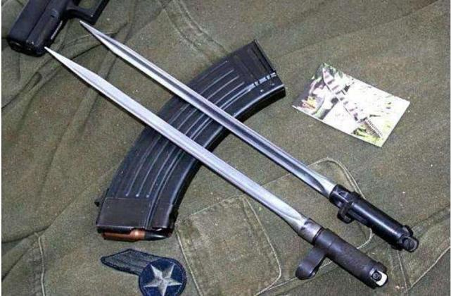 冷兵器,经典三棱刺