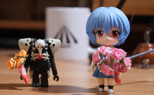 手办活了史上最萌使徒来袭日本动画大师的桌子成为终极战场