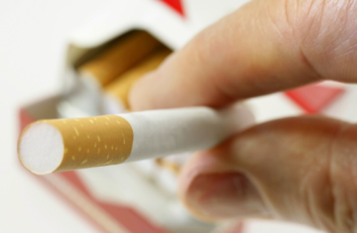 脑梗|40岁男子突发脑梗，医生提醒：2种早餐经常吃，血管容易黏如粥